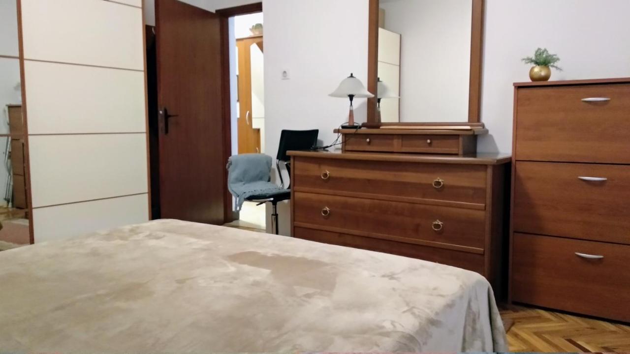 Apartman Tonka Каштела Экстерьер фото