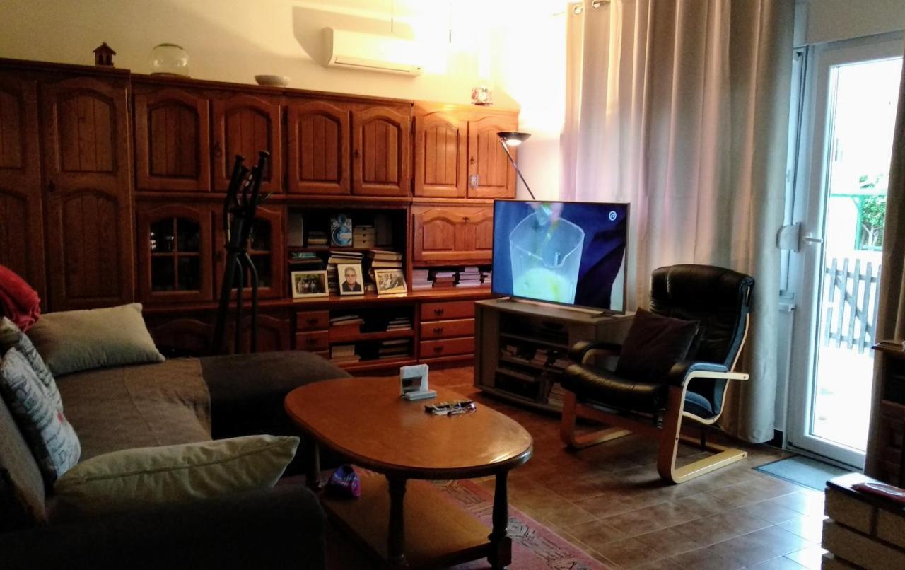 Apartman Tonka Каштела Экстерьер фото