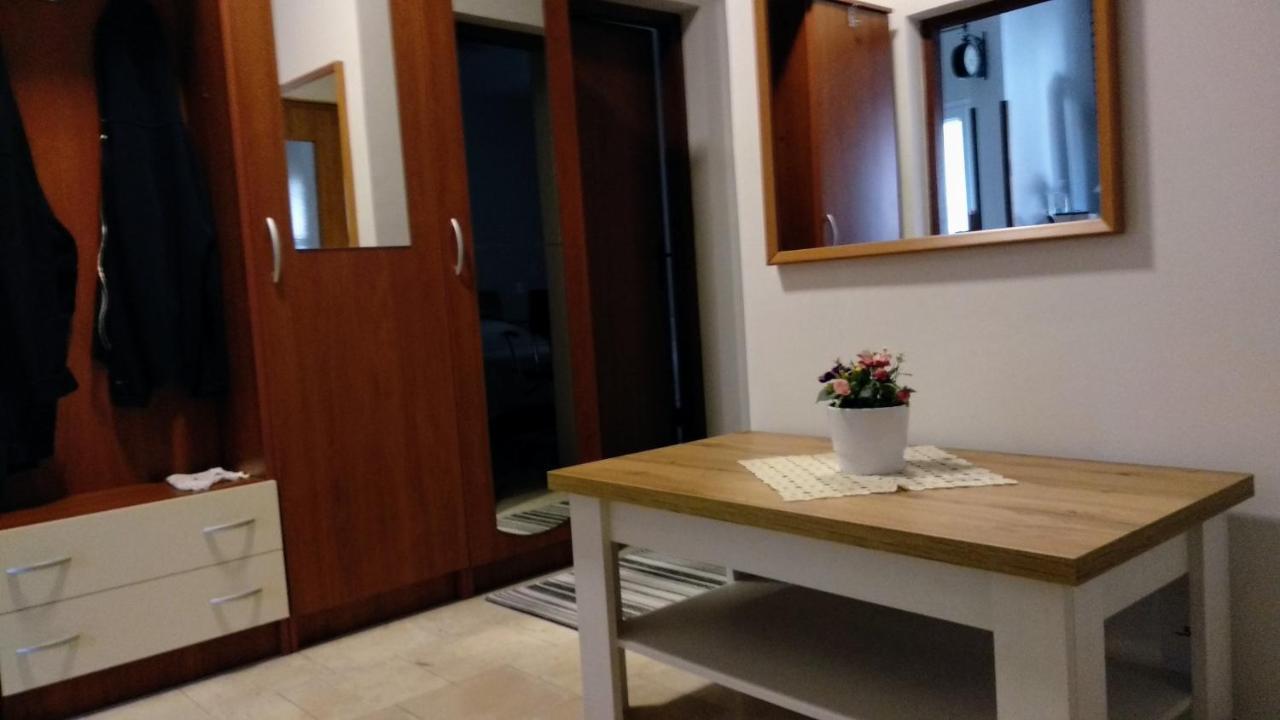 Apartman Tonka Каштела Экстерьер фото