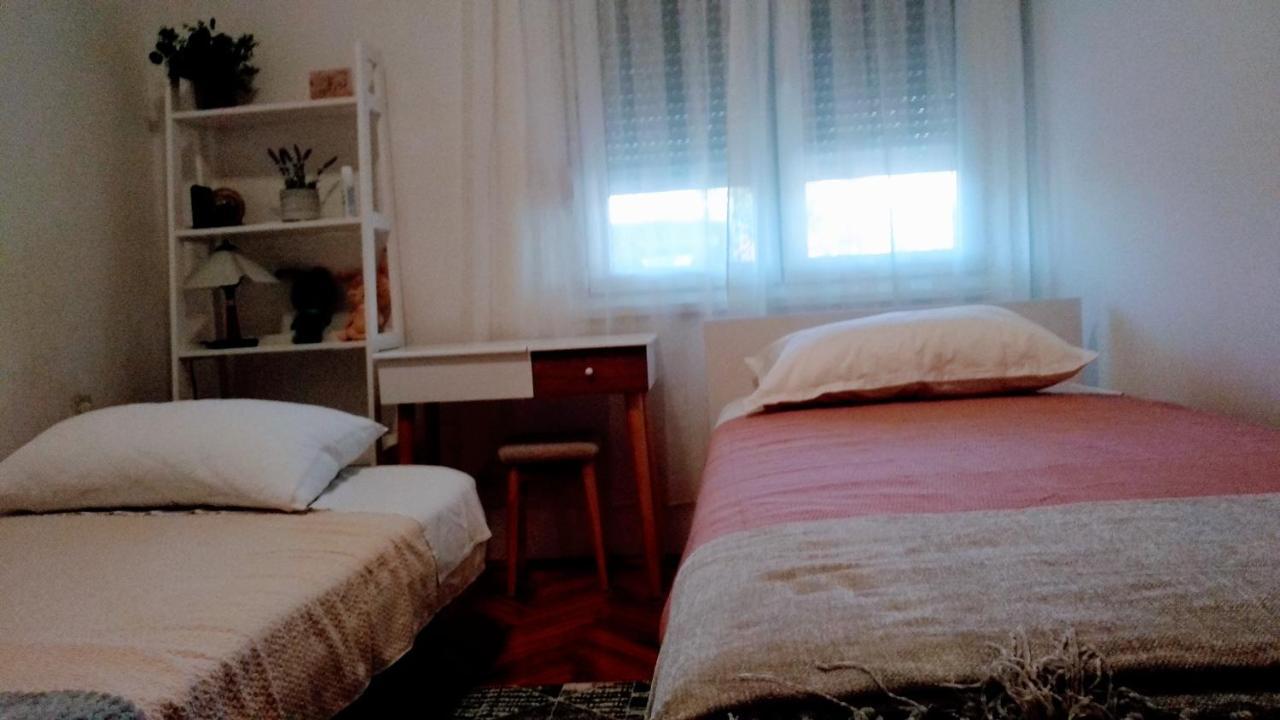 Apartman Tonka Каштела Экстерьер фото